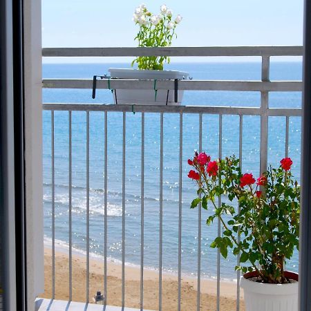 B&B Capo Rizzuto Fronte Mare Экстерьер фото