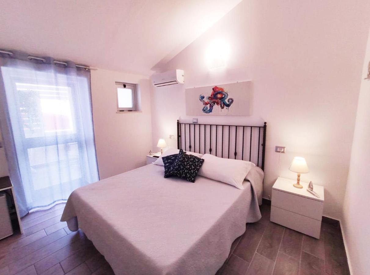 B&B Capo Rizzuto Fronte Mare Экстерьер фото