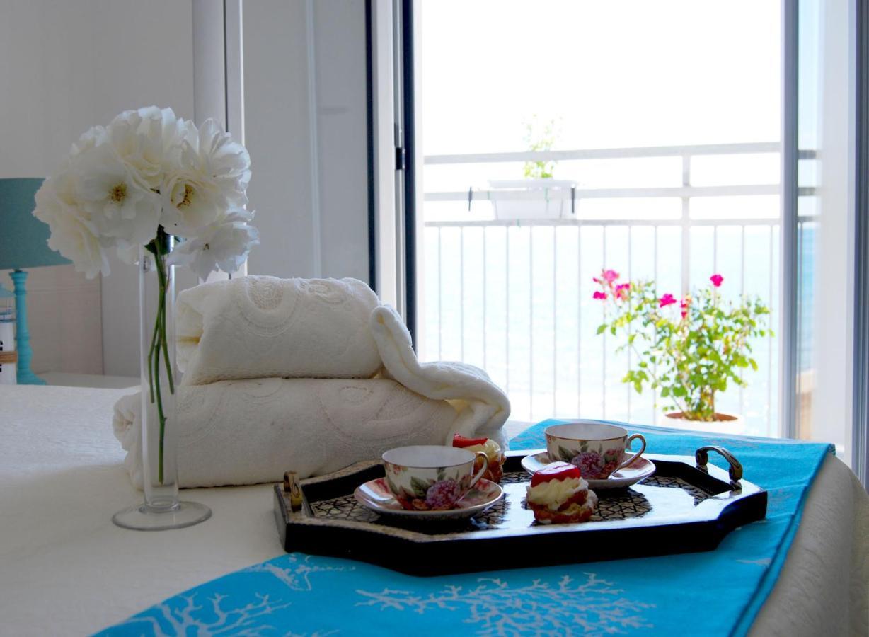 B&B Capo Rizzuto Fronte Mare Экстерьер фото