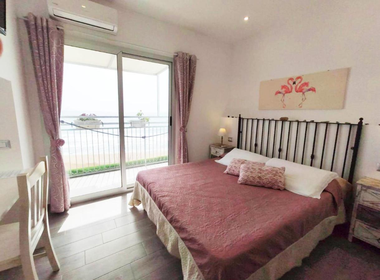 B&B Capo Rizzuto Fronte Mare Экстерьер фото