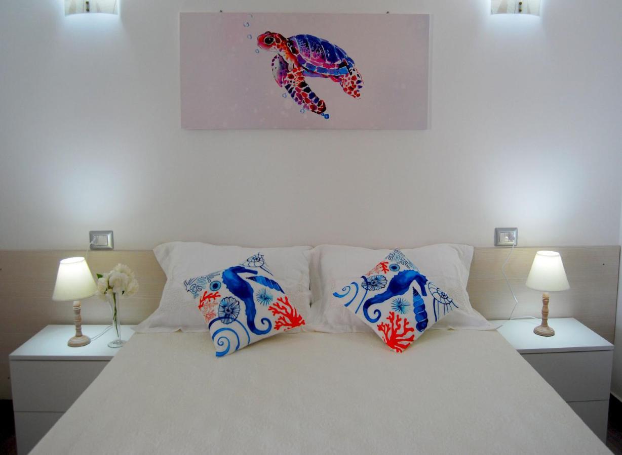 B&B Capo Rizzuto Fronte Mare Экстерьер фото