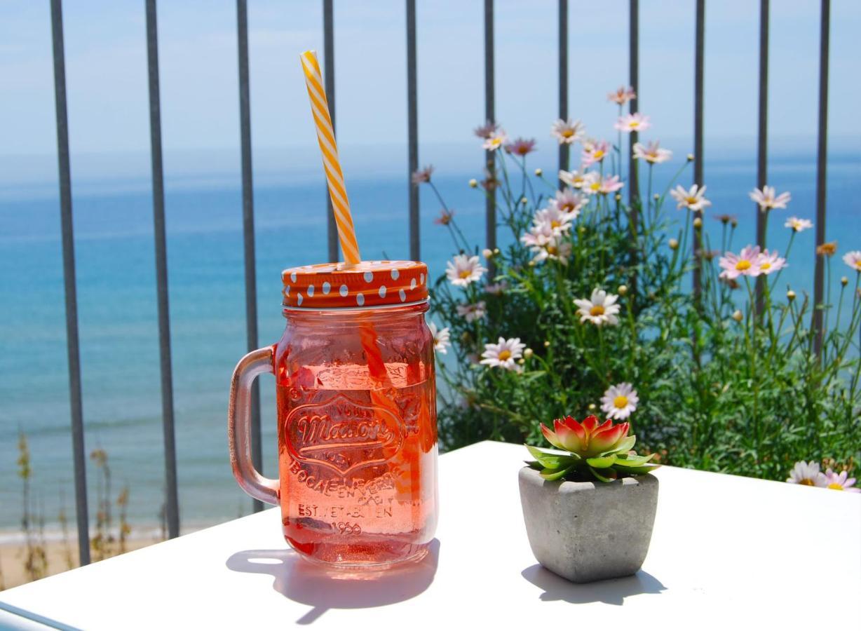 B&B Capo Rizzuto Fronte Mare Экстерьер фото