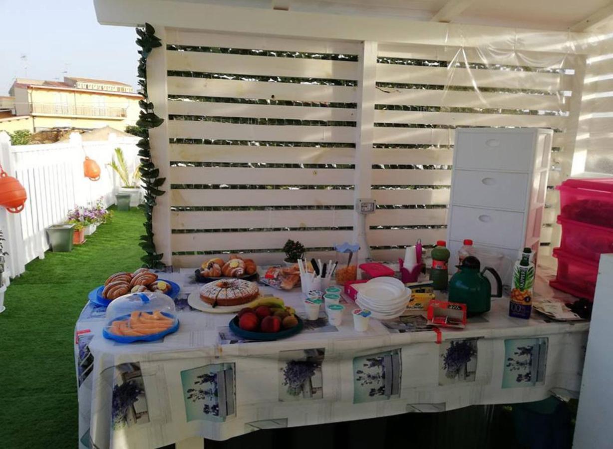B&B Capo Rizzuto Fronte Mare Экстерьер фото
